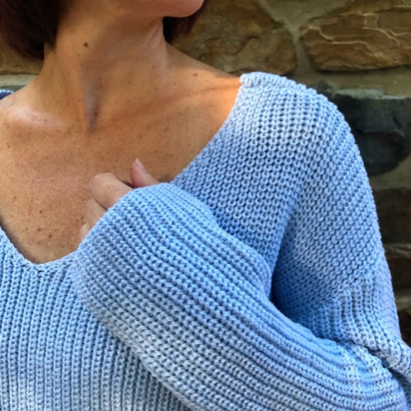 Twist Back Knotted Pullover V neck Sweater NEW! - Picture 5 of 5